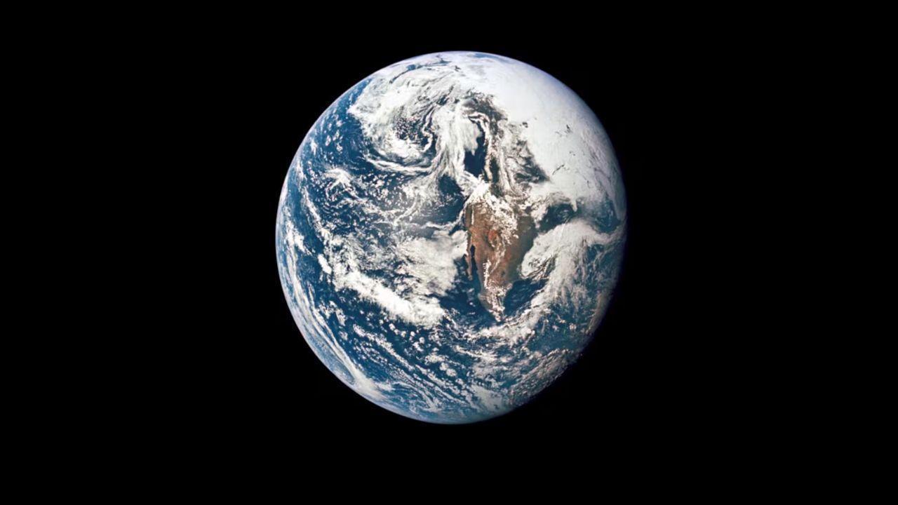 Earth Spins Faster, Shorter Days Ahead—What It Means Globally