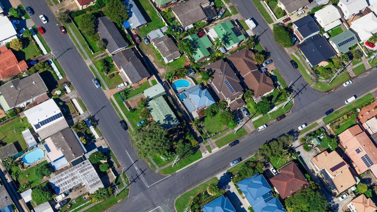 CREA Lowers 2025 Housing Forecast Amid Economic Uncertainty