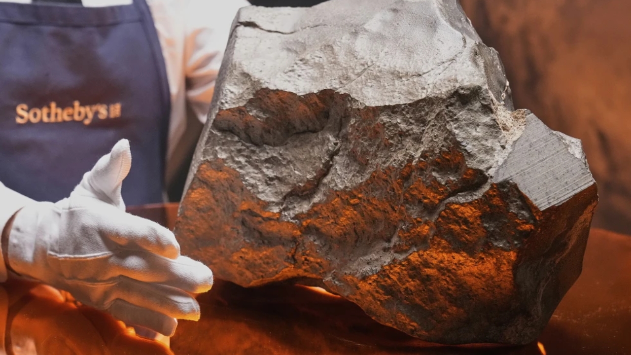 Niger Investigates $5M Mars Meteorite Sale