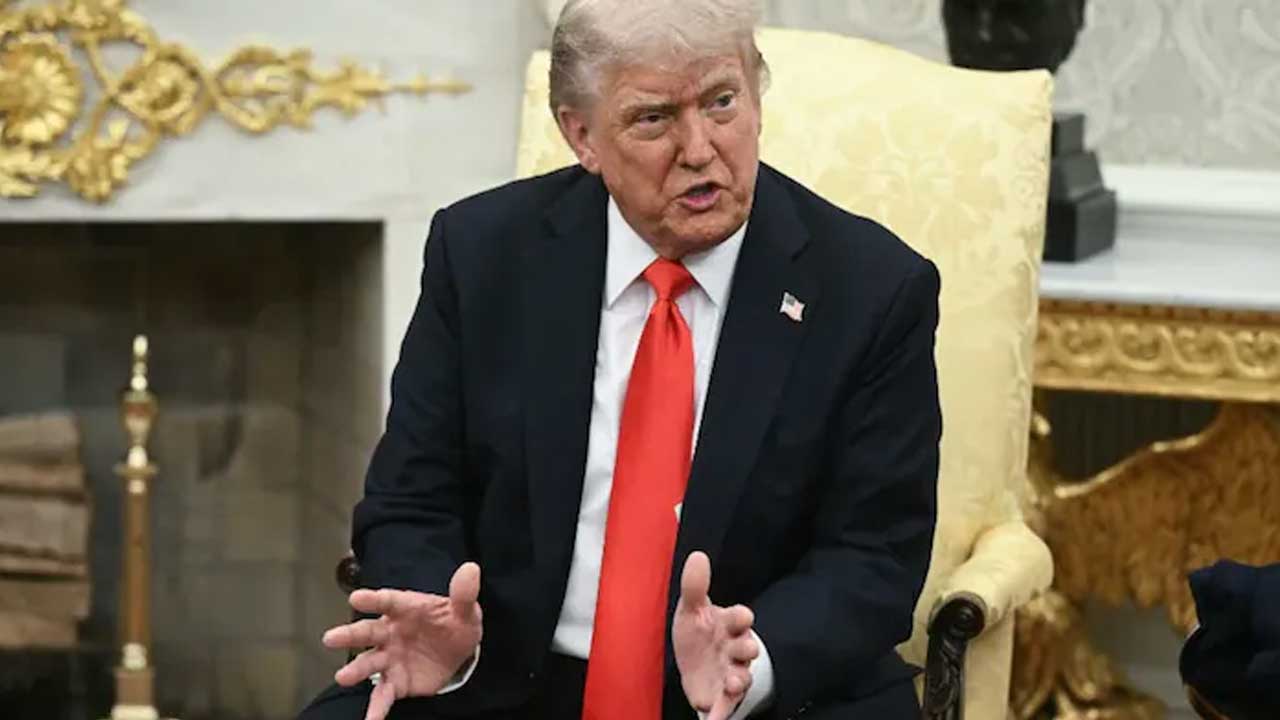 Trump gives Russia-Ukraine peace talks two-week deadline