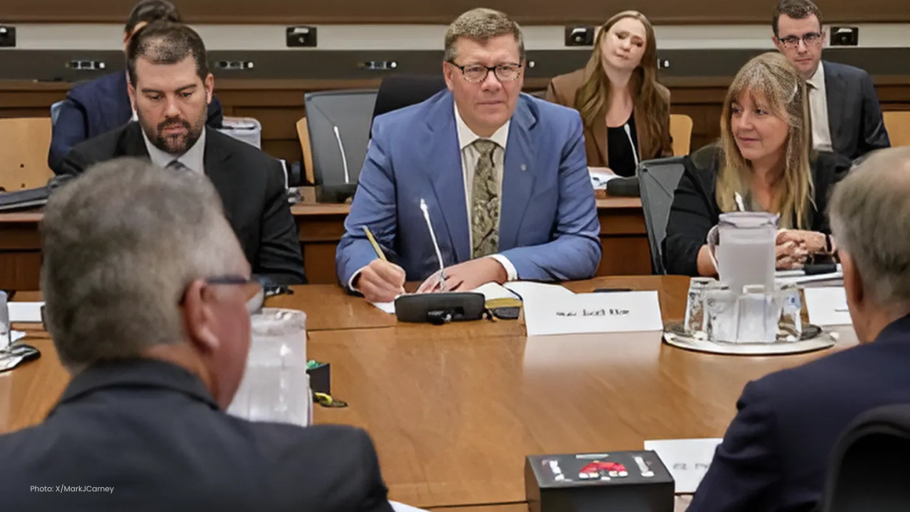 Canada Pushes China on Canola Tariffs in Ottawa Talks