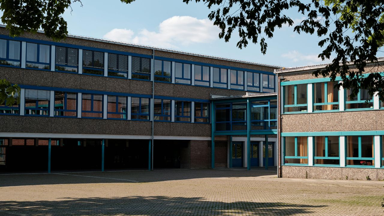 Inside Canada’s Schools Shaping Students for Success and Leadership