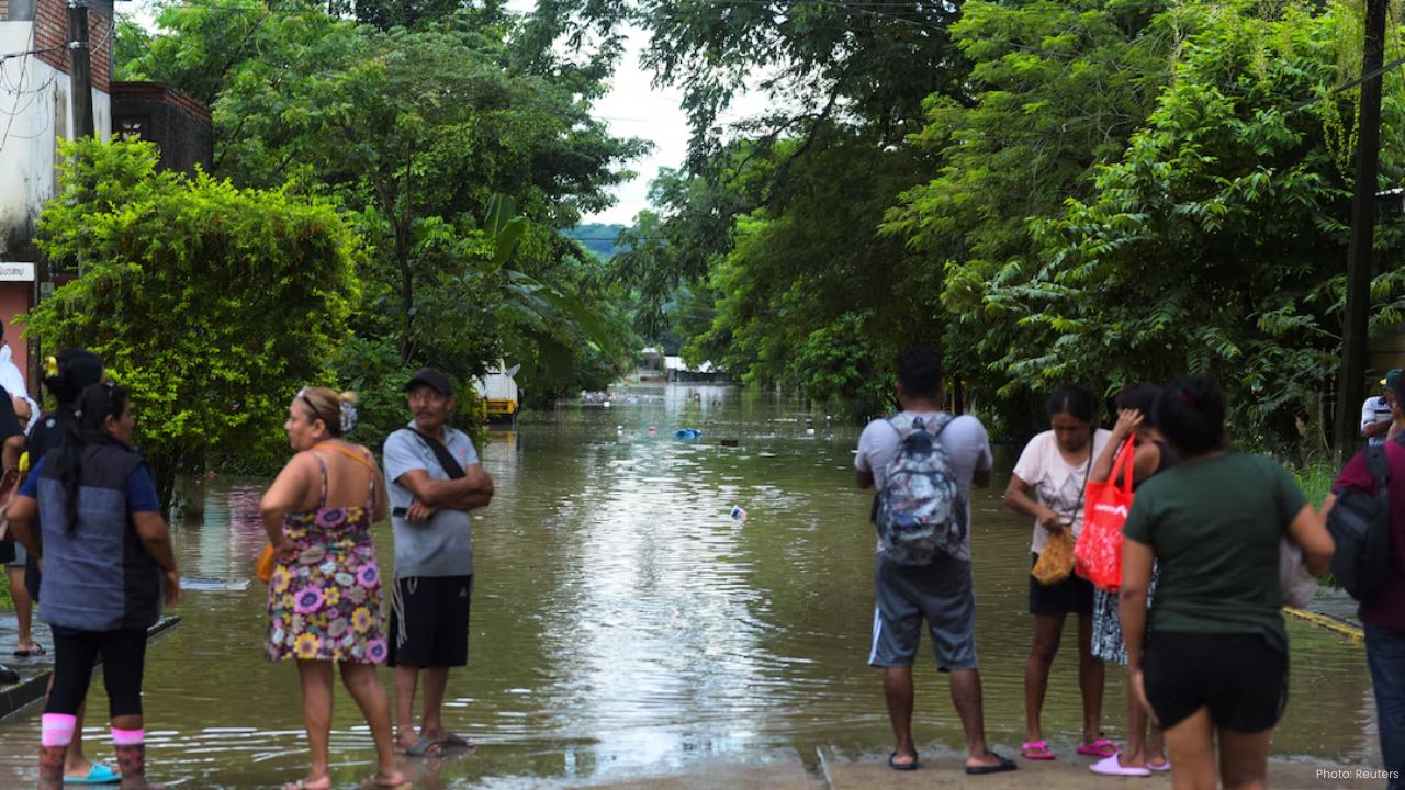 Deadly Floods in Mexico Leave Dozens Dead, Thousands Displaced Deadly Floods in Mexico Leave Dozens Dead, Thousands Displaced