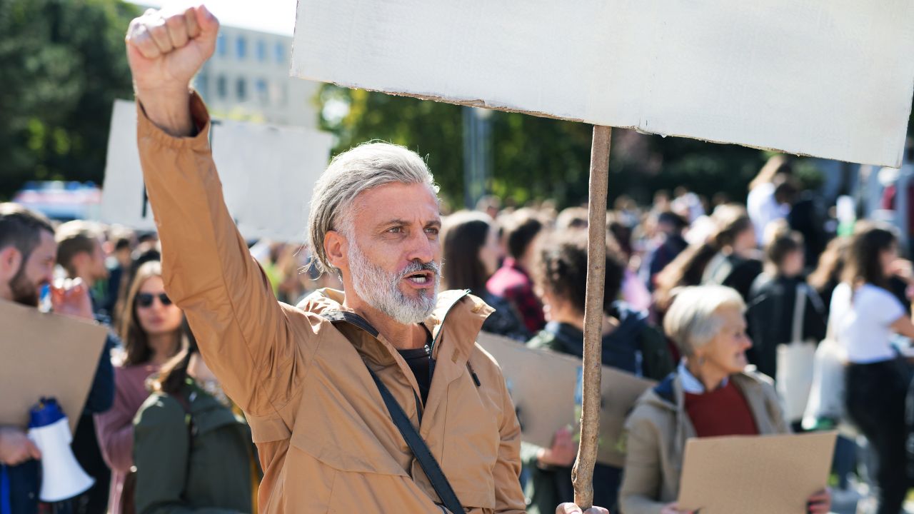 Alberta teachers set to return under back-to-work legislation