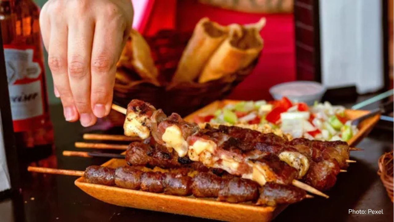 You Can Be a Foodie and Fit: A Coach’s Gentle Guide to Eating with Joy and Balance