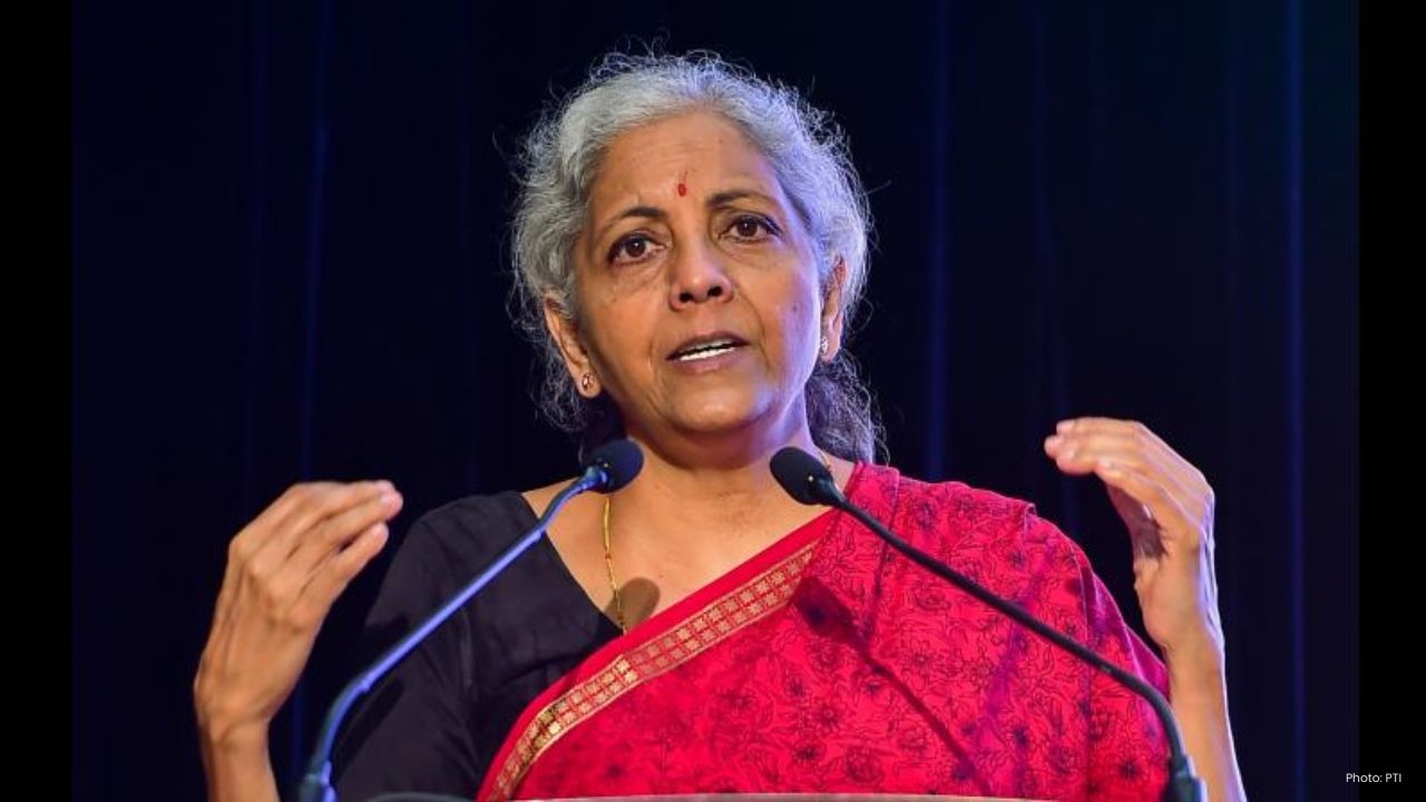 India Seeks Major Banking Reforms to Fuel Economic Expansion