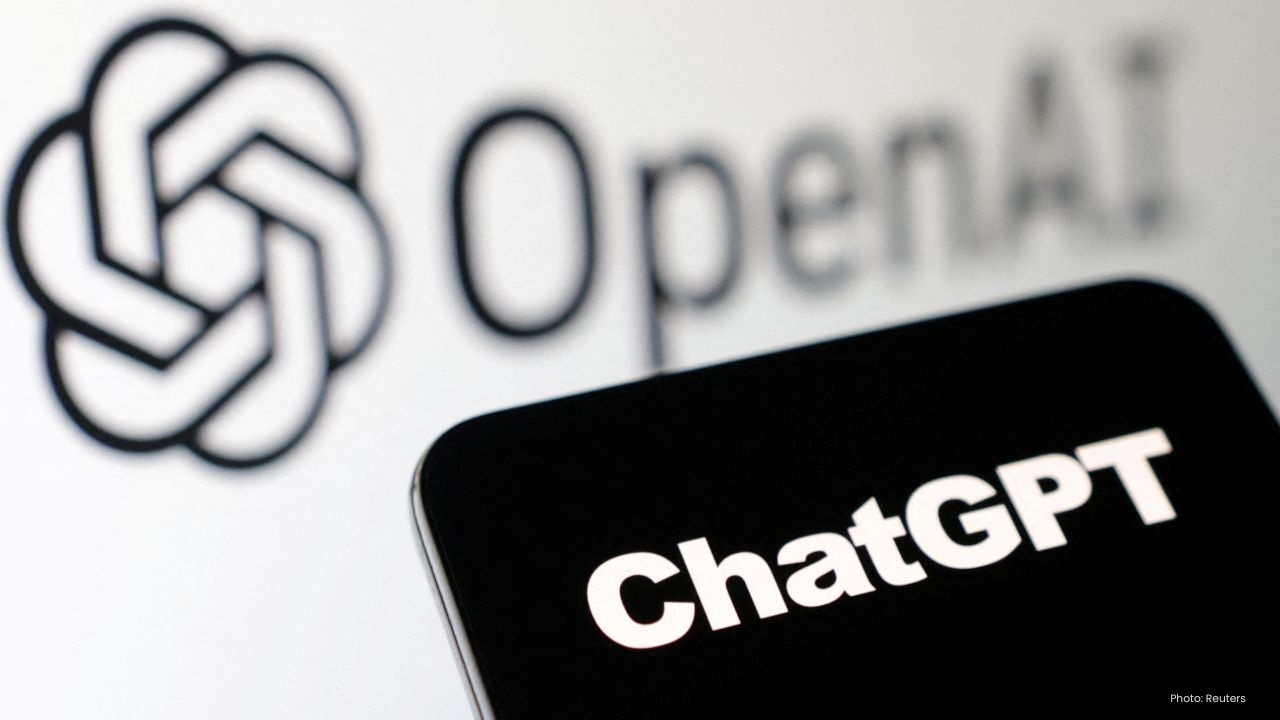 ChatGPT Enhances Collaboration, Addresses Punctuation Issue