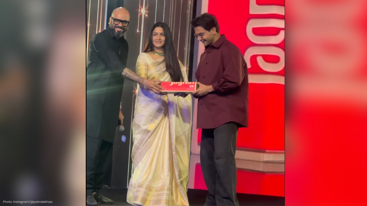 Rajkummar Rao Celebrates New Fatherhood at Award Ceremony