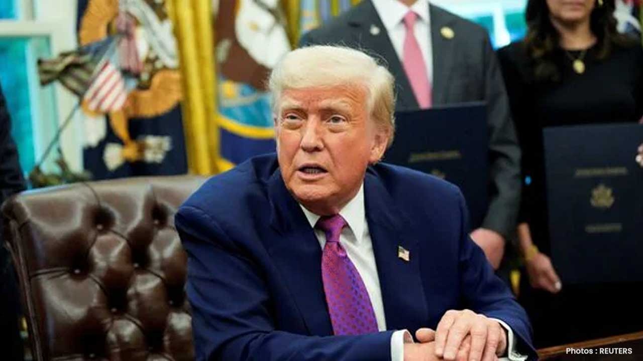 Trump Administration Moves to Restrict Green Cards for Aid-Dependent Immigrants