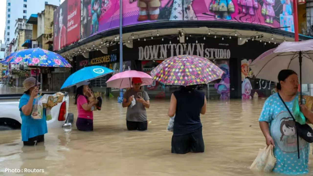Devastating Floods in Southern Thailand: 18 Lives Lost and Thousands Stranded