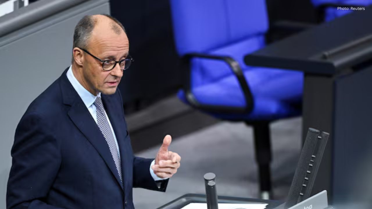 Chancellor Merz Advocates for Rethinking EU’s 2035 Ban on Combustion Vehicles