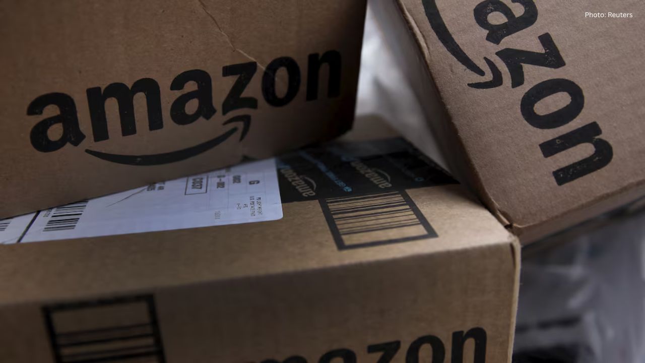 Surge in U.S. Thanksgiving Online Sales Predicted Amid Shoppers' Quest for Bargains