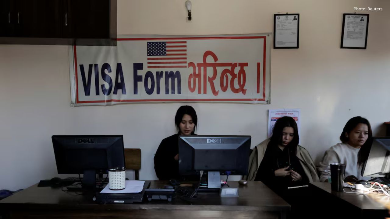 Trump Implements Migration Freeze Following D.C. Incident, Targets Foreign Nationals