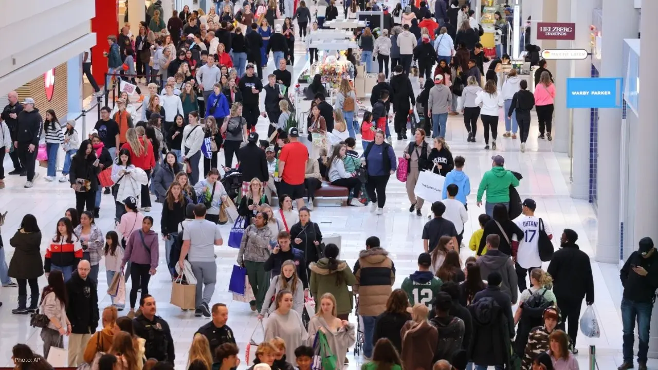 Black Friday Brings Shoppers Together Despite Economic Strain