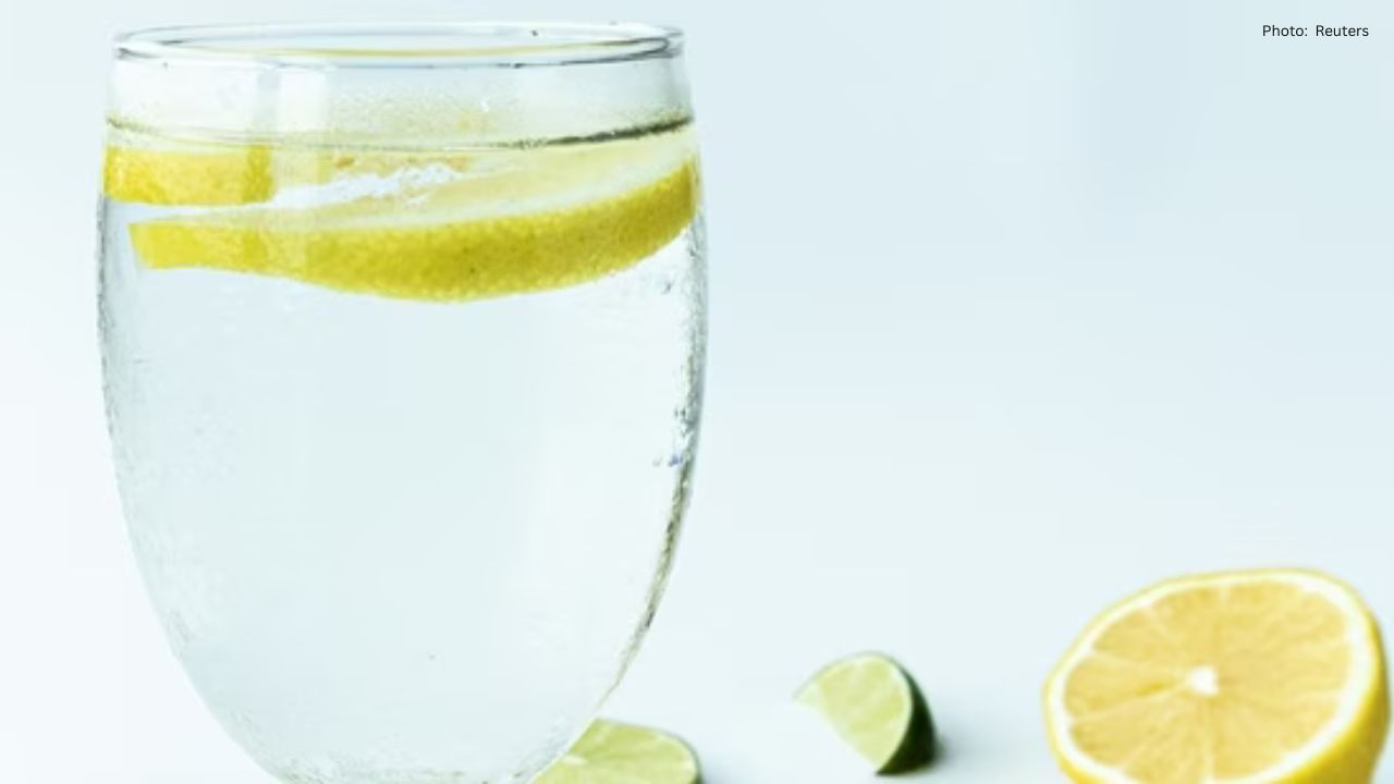 Unpacking the Myths of Lemon Water: Reality Behind Its Benefits