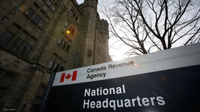 Federal Workers Threatened Over Phoenix Payroll Overpayments