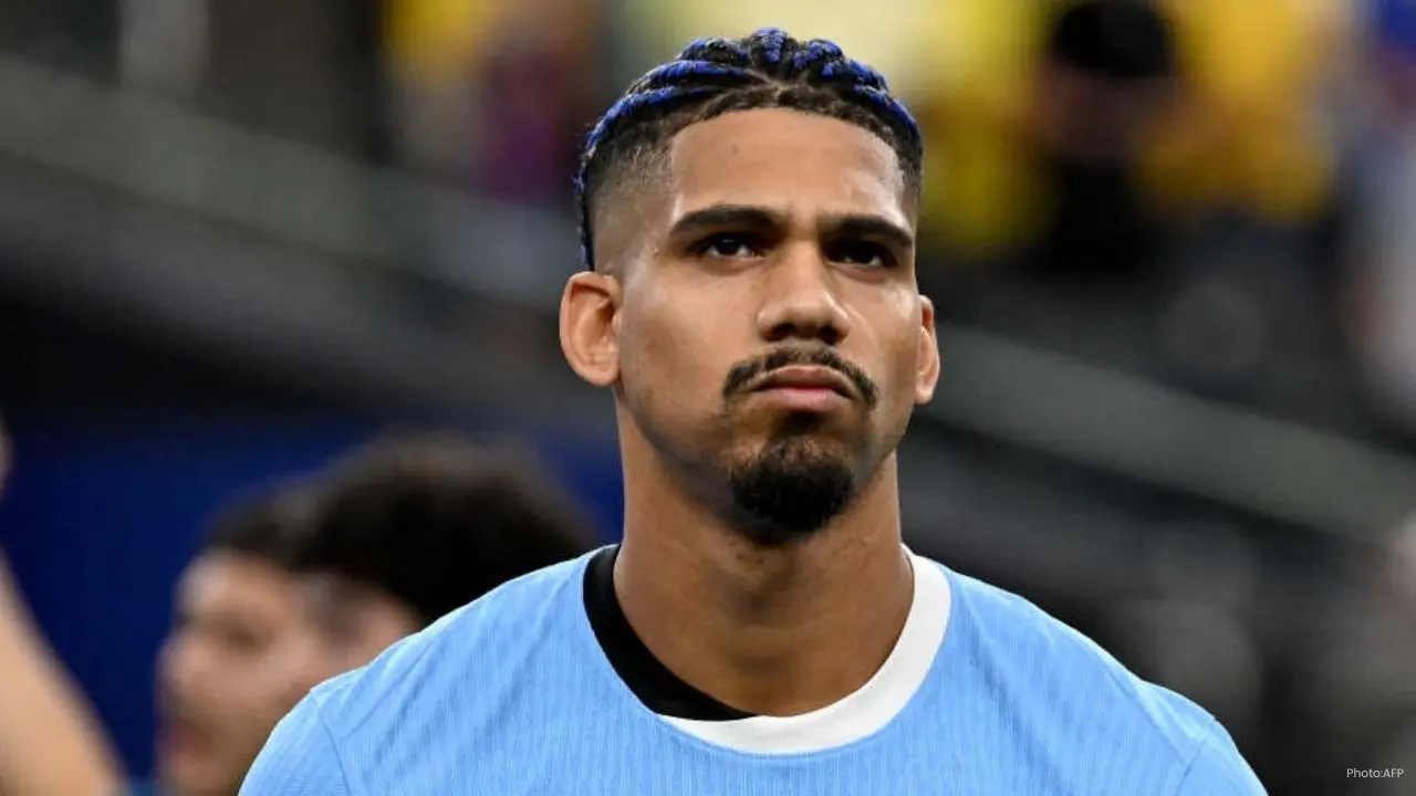 Araujo Steps Away from Barcelona After Illness, Club Grants Private Time