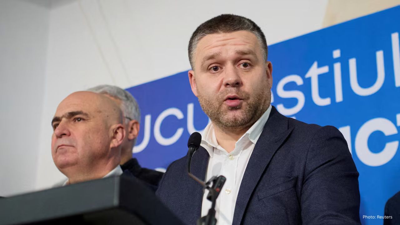 Bucharest Elects Liberal Mayor, Dismissing Hard Right Challenge