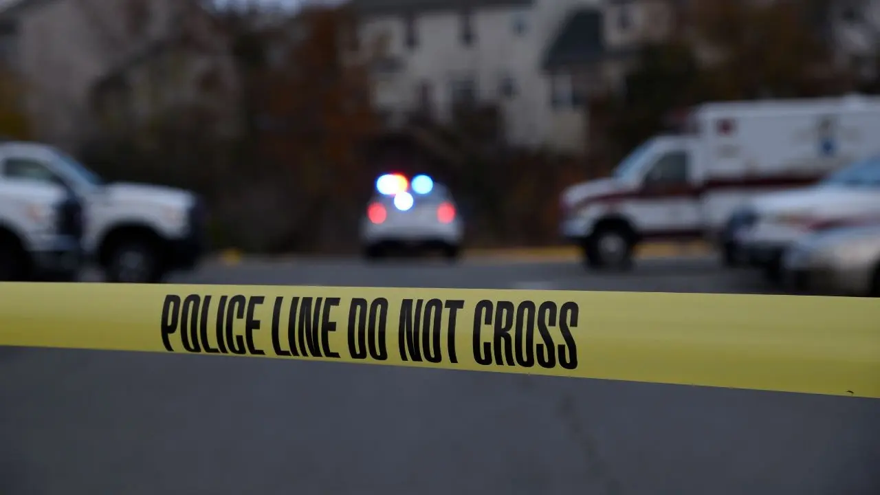 Tragic Explosion Claims Lives of Two Colombian Police Officers, ELN Identified as Perpetrators