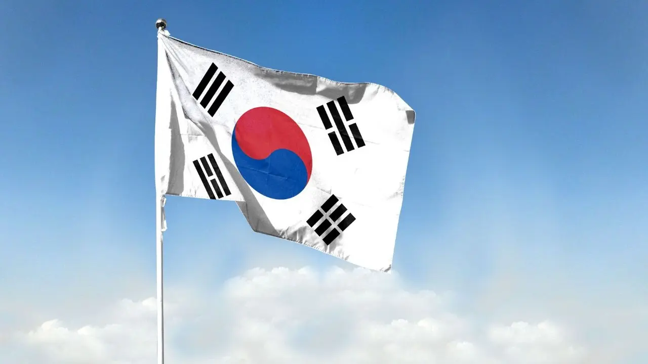 Bank of Korea Addresses Won Weakness, Housing Market Surge