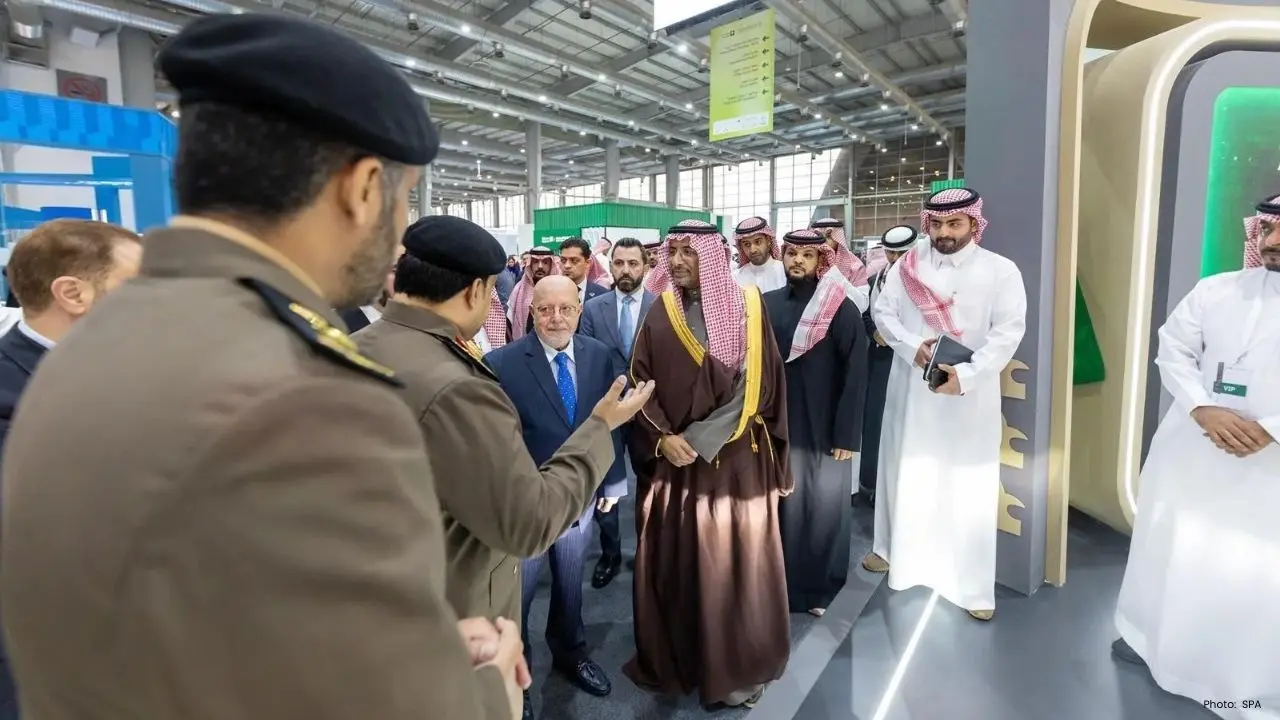 Saudi and Syrian Ministers Explore Interior Pavilion at Expo 2025