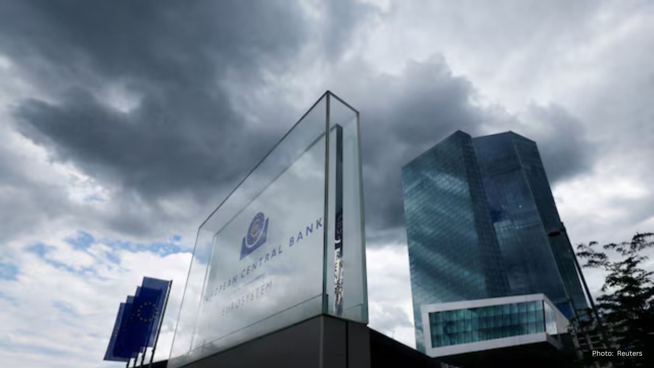 ECB Highlights Major Yet Balanced Risks to Eurozone Growth and Inflation