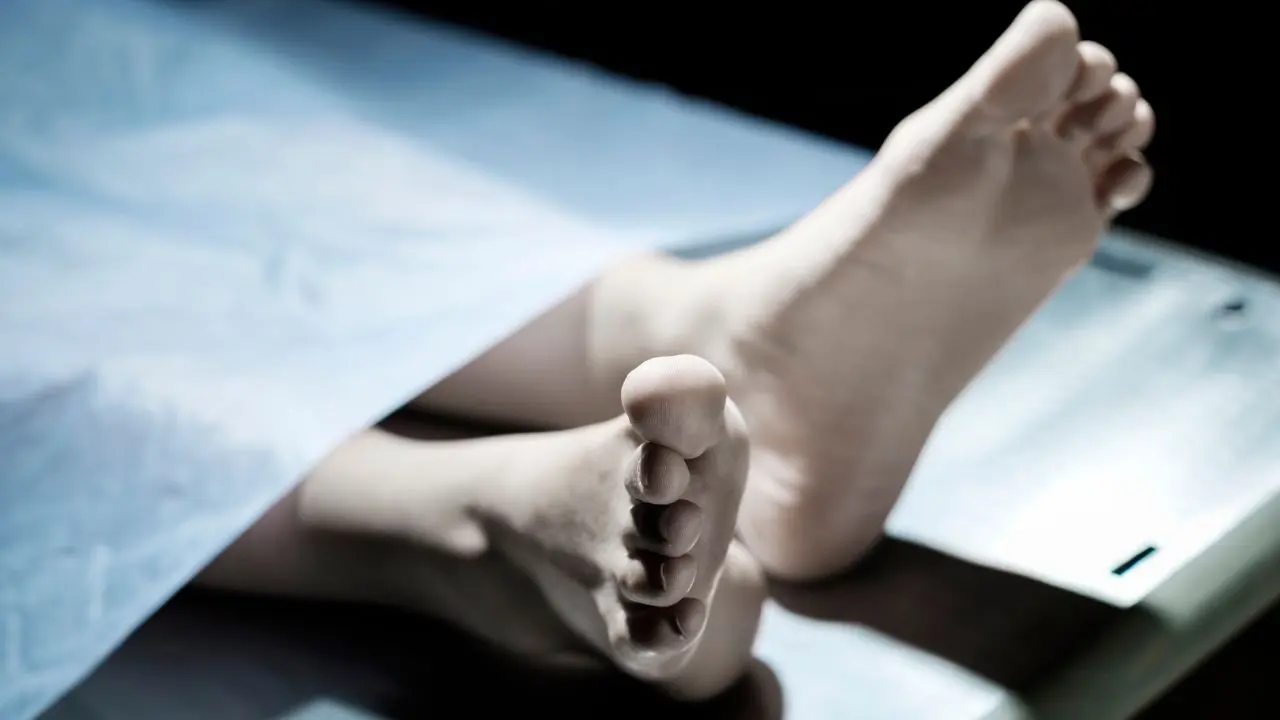 One dead, another critical after carbon monoxide leak in Regina