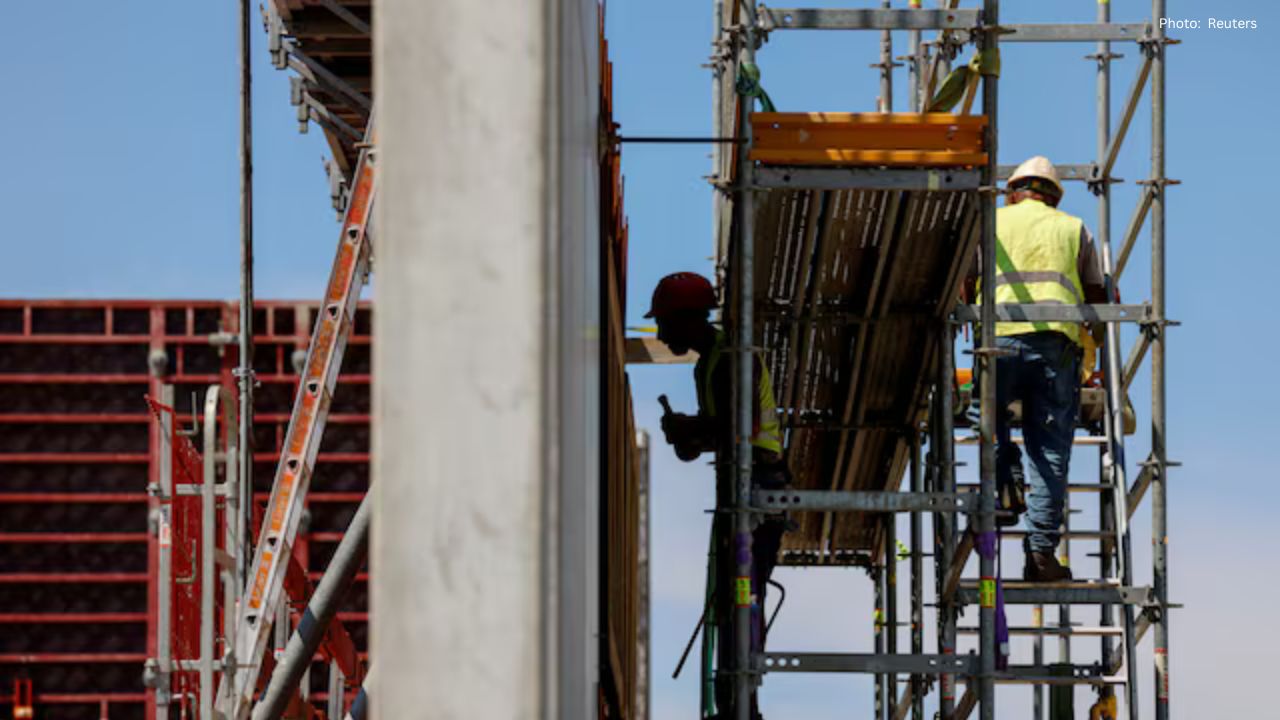 European Construction Stocks Encounter Challenges Following 2025 Surge