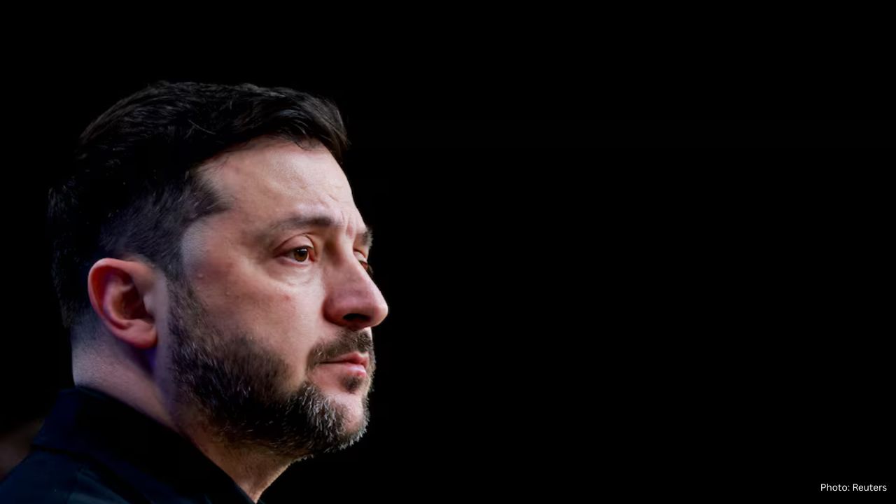 Zelenskiy Indicates Significant Decisions May Occur Before New Year Ahead of Trump Meeting