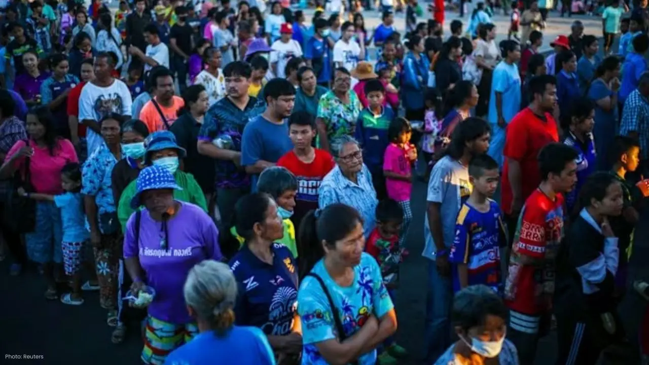 Thailand’s Defense Chief Engages in Talks to Resolve Ongoing Border Disputes