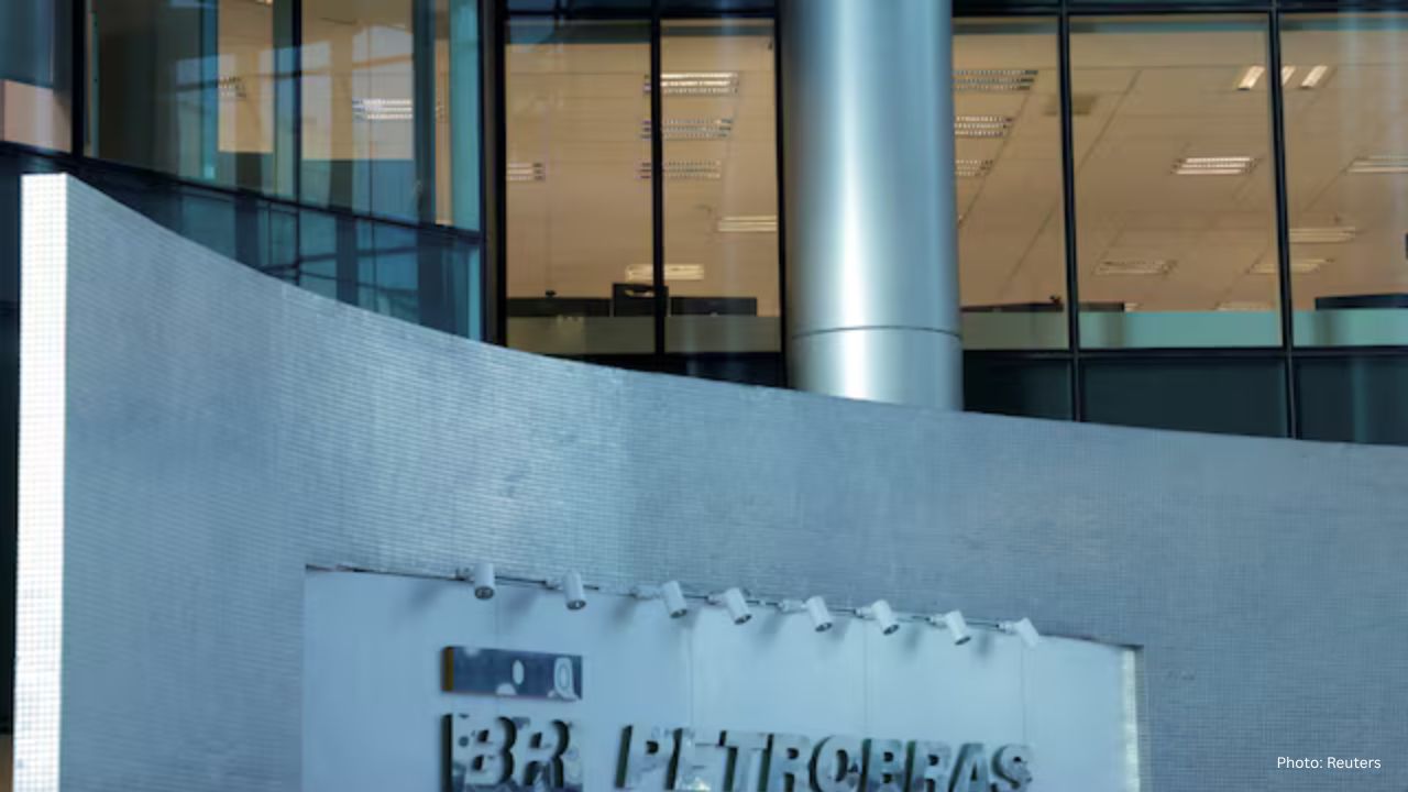 Brazilian Oil Union Dismisses Petrobras Offer, Strike Prolonged