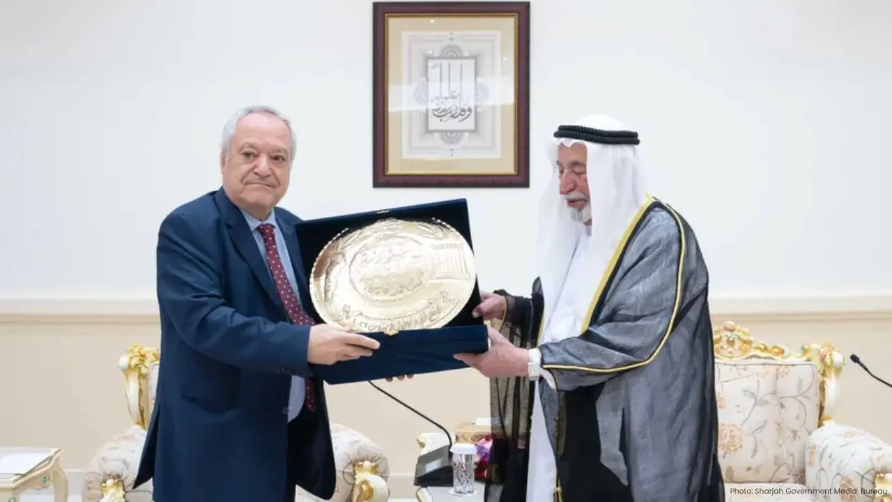 Sharjah Leader Supports Partnership with Beirut Arabic Language Academy