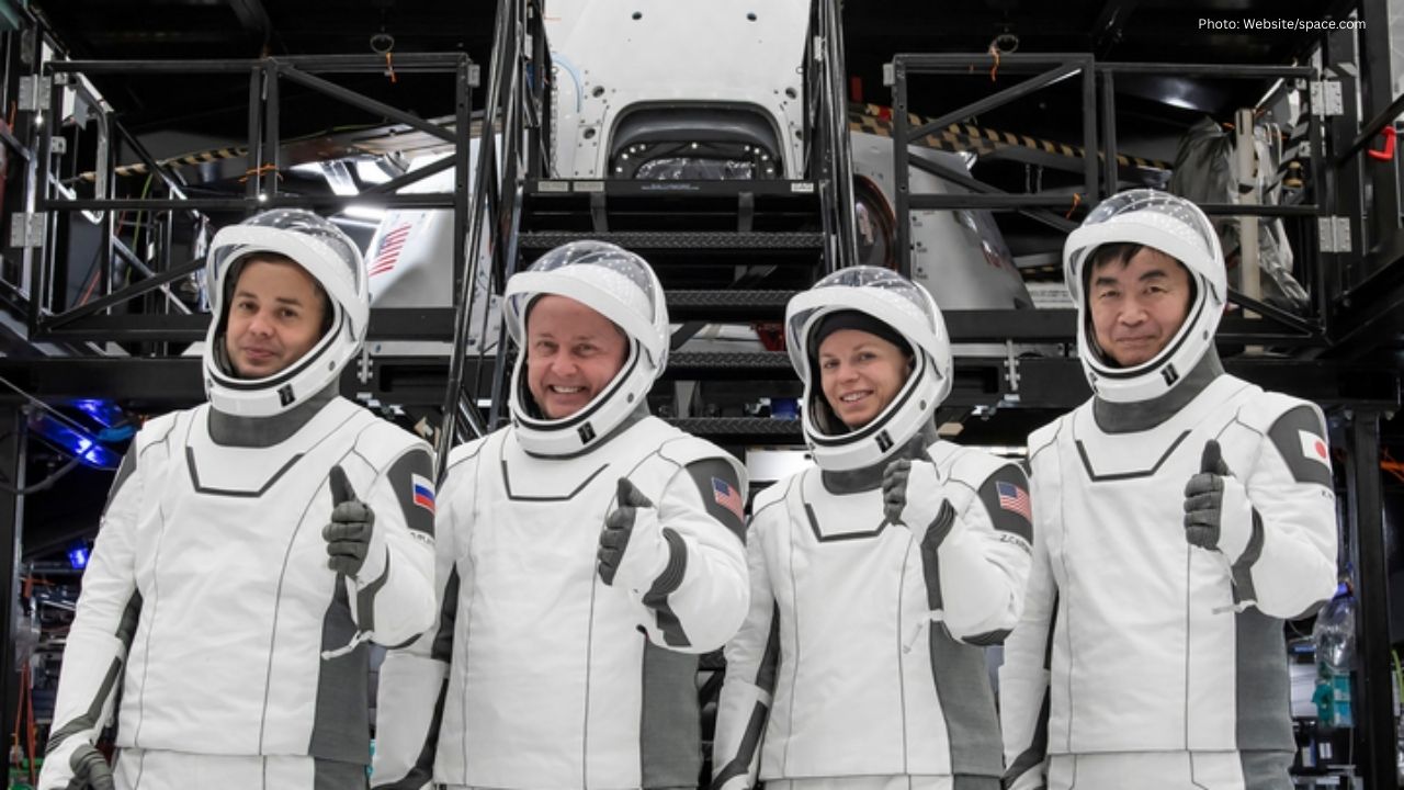 ISS Medical Evacuation: Crew-11 Astronauts Set for SpaceX Dragon Return