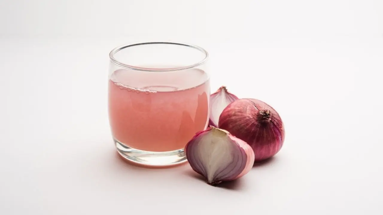 The Natural Advantages of Onion Juice for Hair and Skin Care