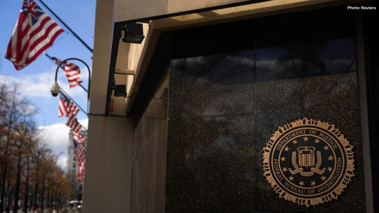 FBI Raids Washington Post Reporter’s Home, Seizes Electronics in Classified Probe