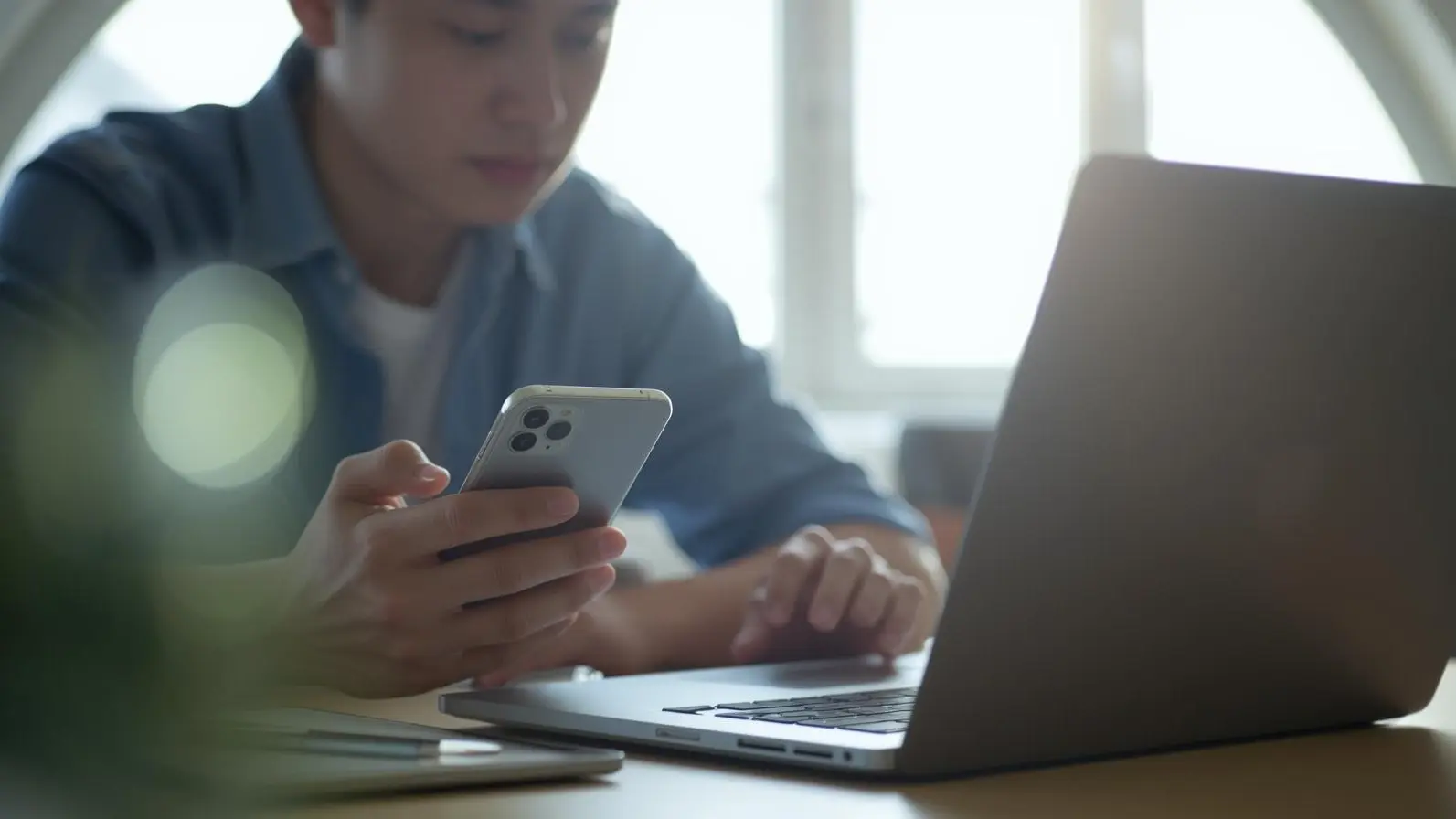 The Impact of Digital Overload on Modern Human Behavior