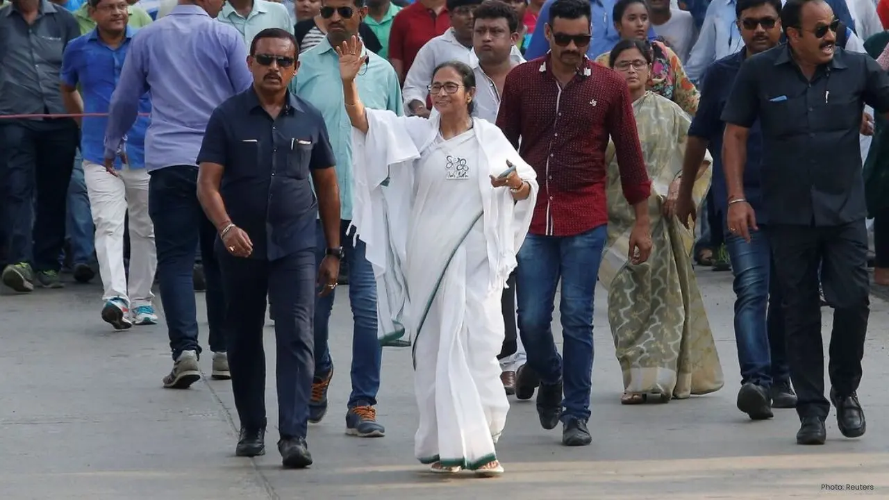 Mamata Banerjee Calls for Supreme Court Inquiry into Ajit Pawar's Crash