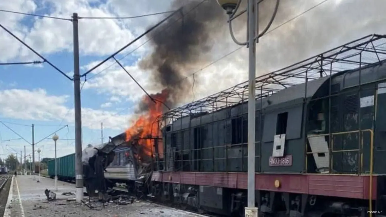 Russian Attacks Claim 12 Lives in Ukraine, Train Targeted by Drone