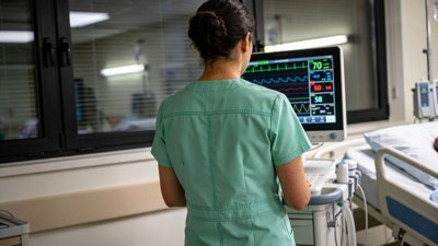 Manitoba Nurse Stripped of Licence After Treatment Error Endangers Patient